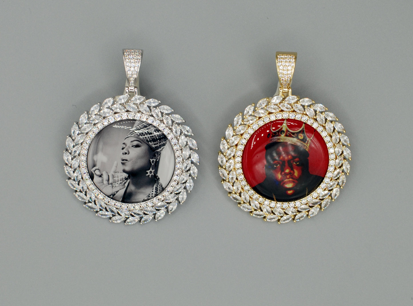 14k Gold or White Gold plated Round Wreath Custom 3D Photo Picture Charm Pendant 1.9 inch (47mm)