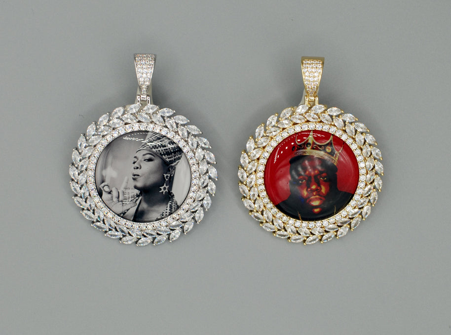 14k Gold or White Gold plated Round Wreath Custom 3D Photo Picture Charm Pendant 1.9 inch (47mm)